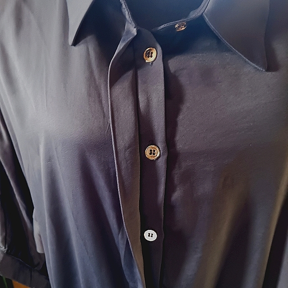 Dress by Arna York Collection. - Picture 5 of 6